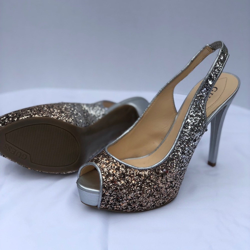 💫 Brand New Guess Heels!! Don’t miss out 💫